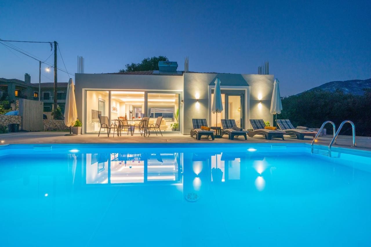 Villa Laide Karavados Exterior photo